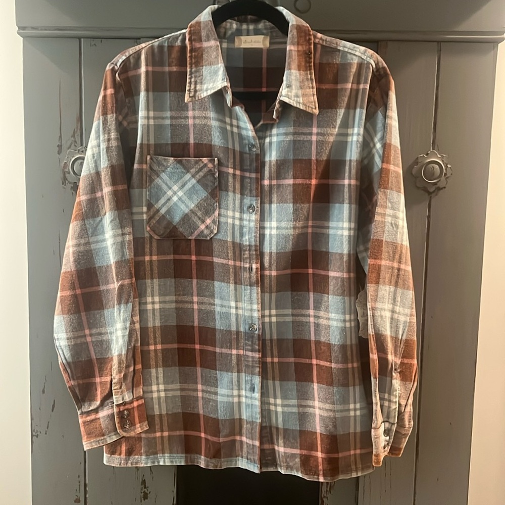 NWT Flannel long sleeve shirt